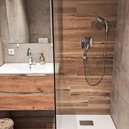 31 By Interhome Schinking